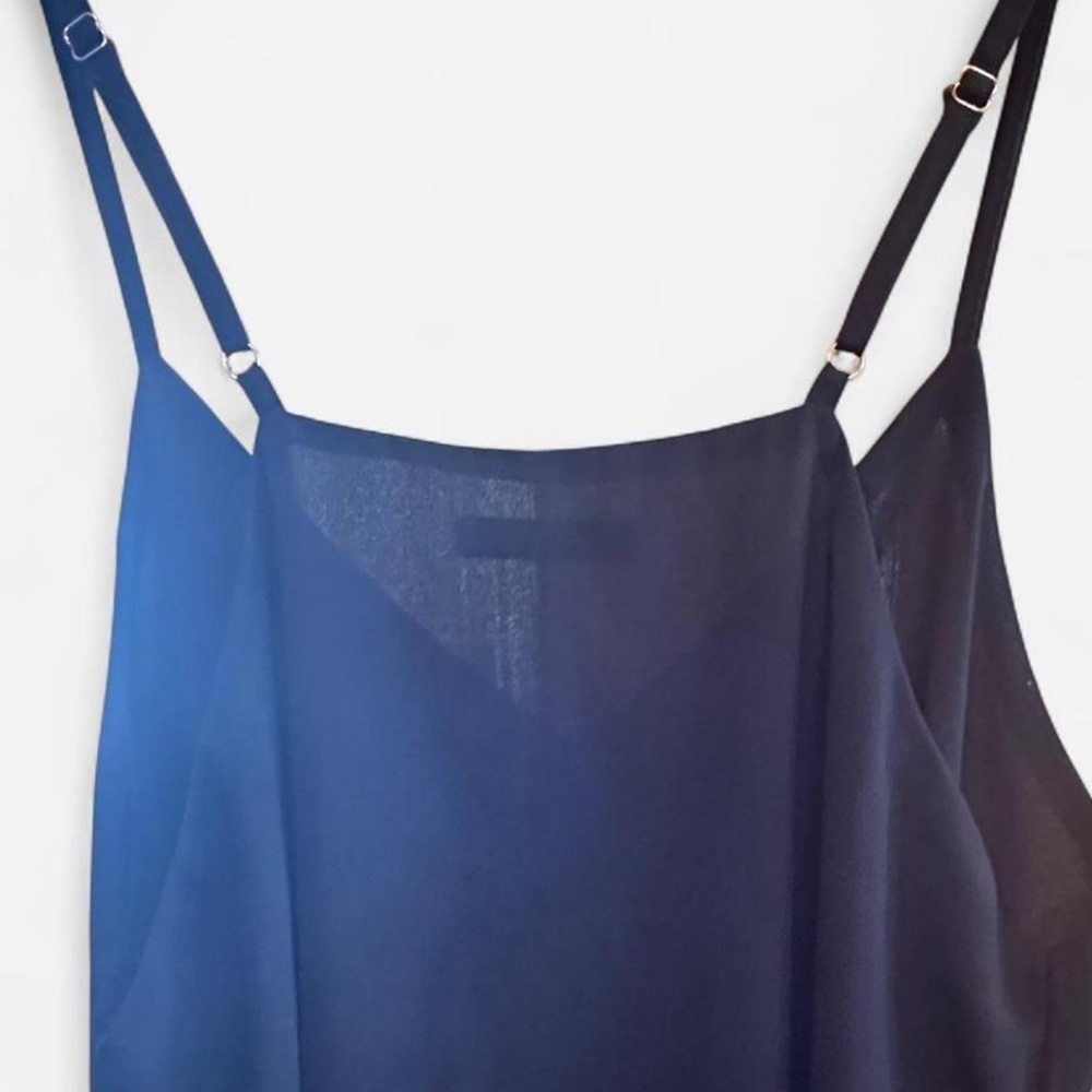 Black Sleeveless V-Neck Tank Cami Top Double Layer size Medium Womens - Picture 5 of 5